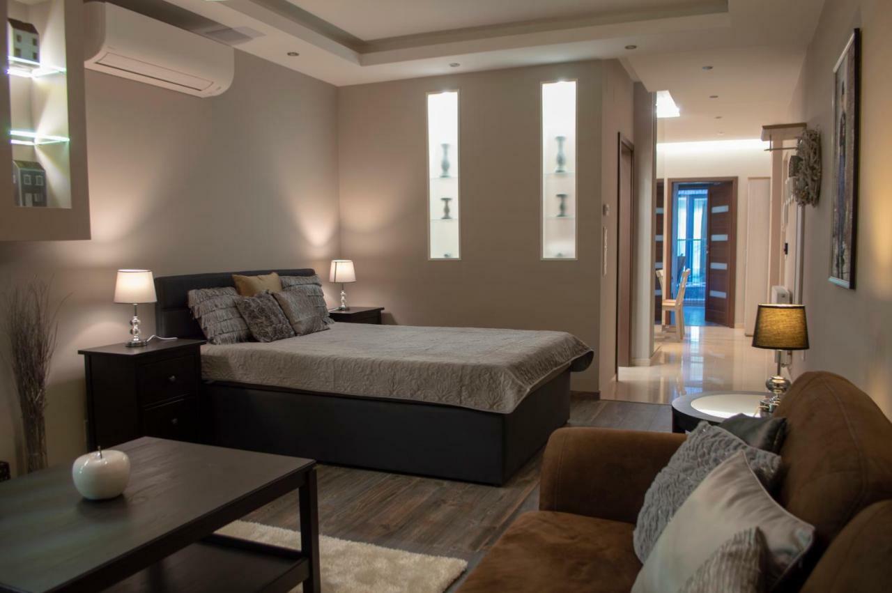 Orient Suite Sarvar Exterior photo